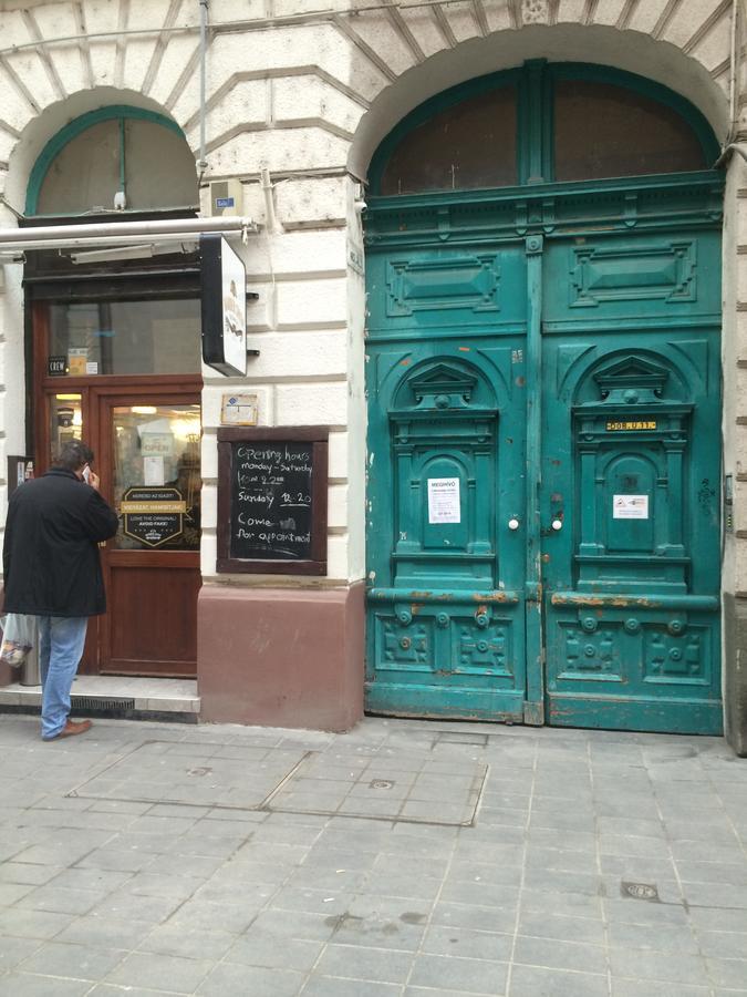 Peaceful Central Stay Gozsdu Budapest Exterior foto